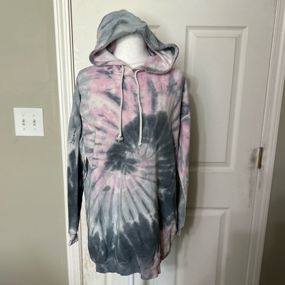 Tie-dye Hoodie - Picture 1 of 2